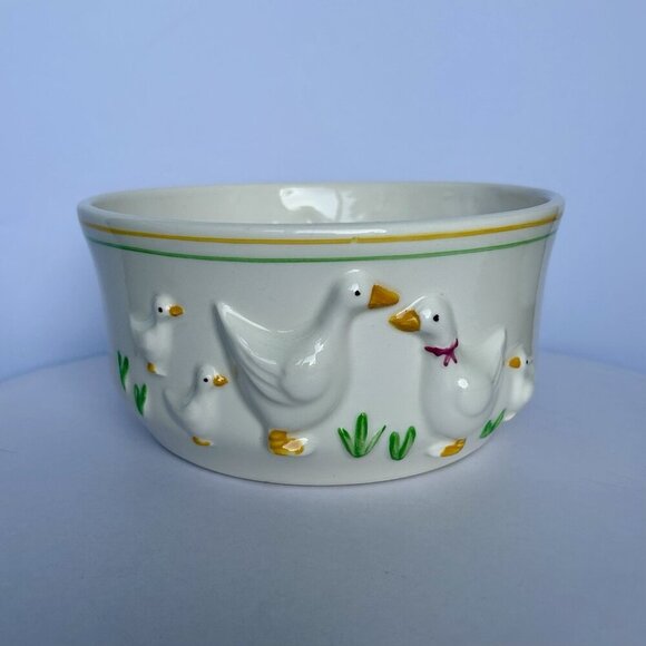 Ribbon Geese Bowl And Pitcher Ceramic Set Vintage Treasure Craft USA - Picture 2 of 15